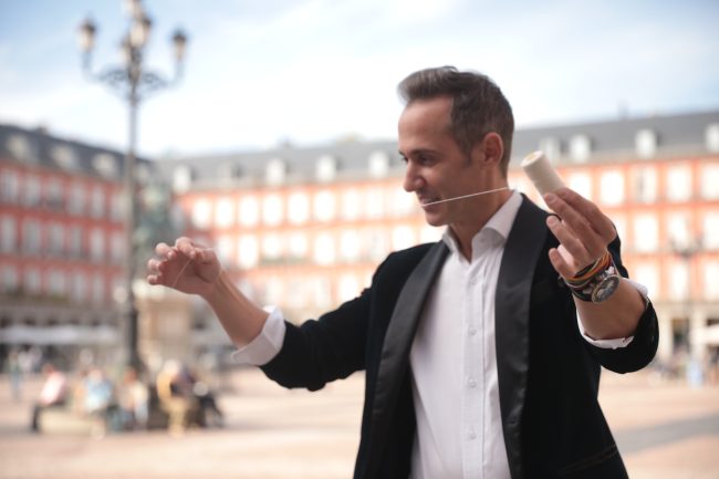 Magia con Cuerdas y Cadenas